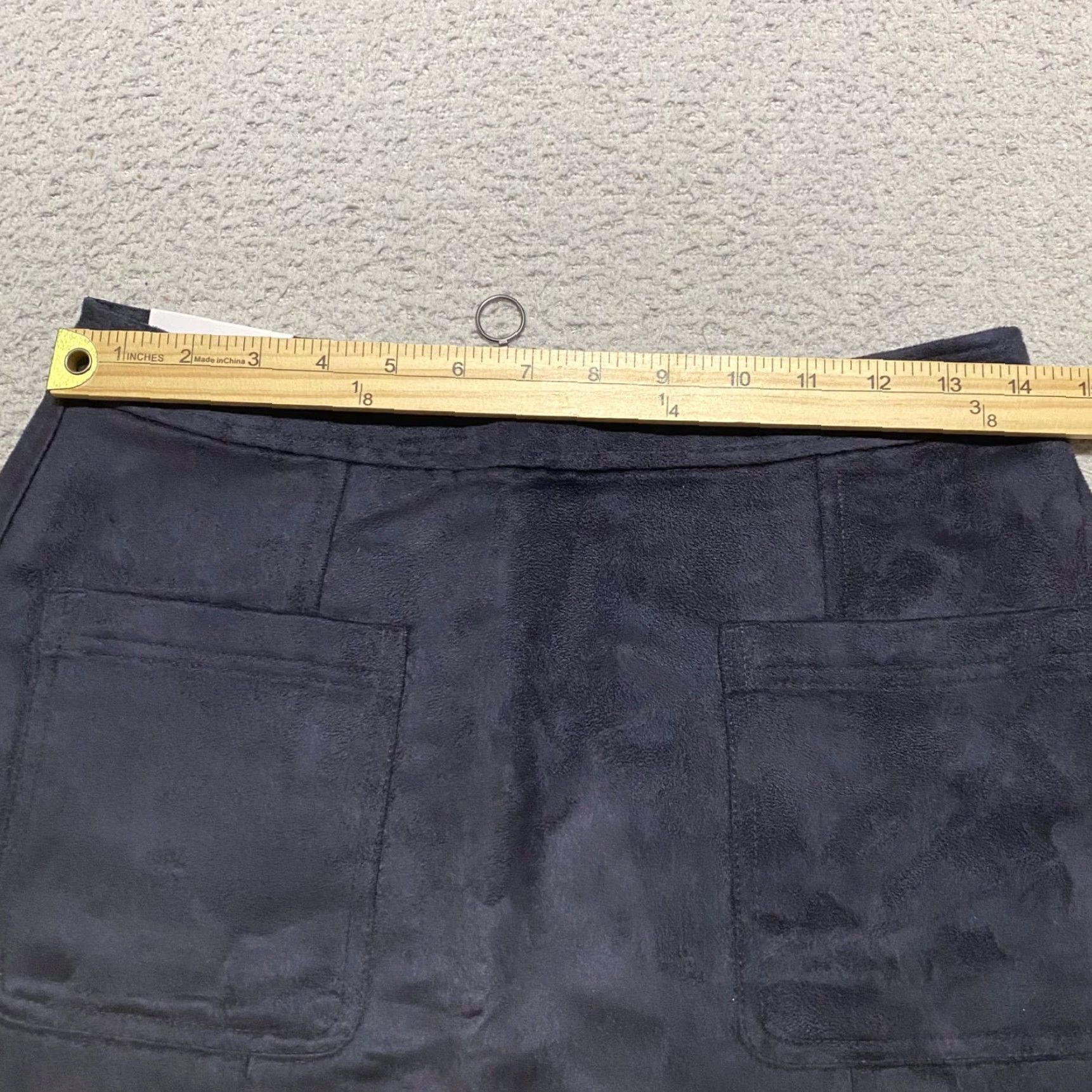 Old Navy NWT Old Navy Womens Skirt Black Velvet Mini Pockets Zip Front Size 4 4 Short XS? Size 27" / US 4 / IT 40 - 3 Thumbnail