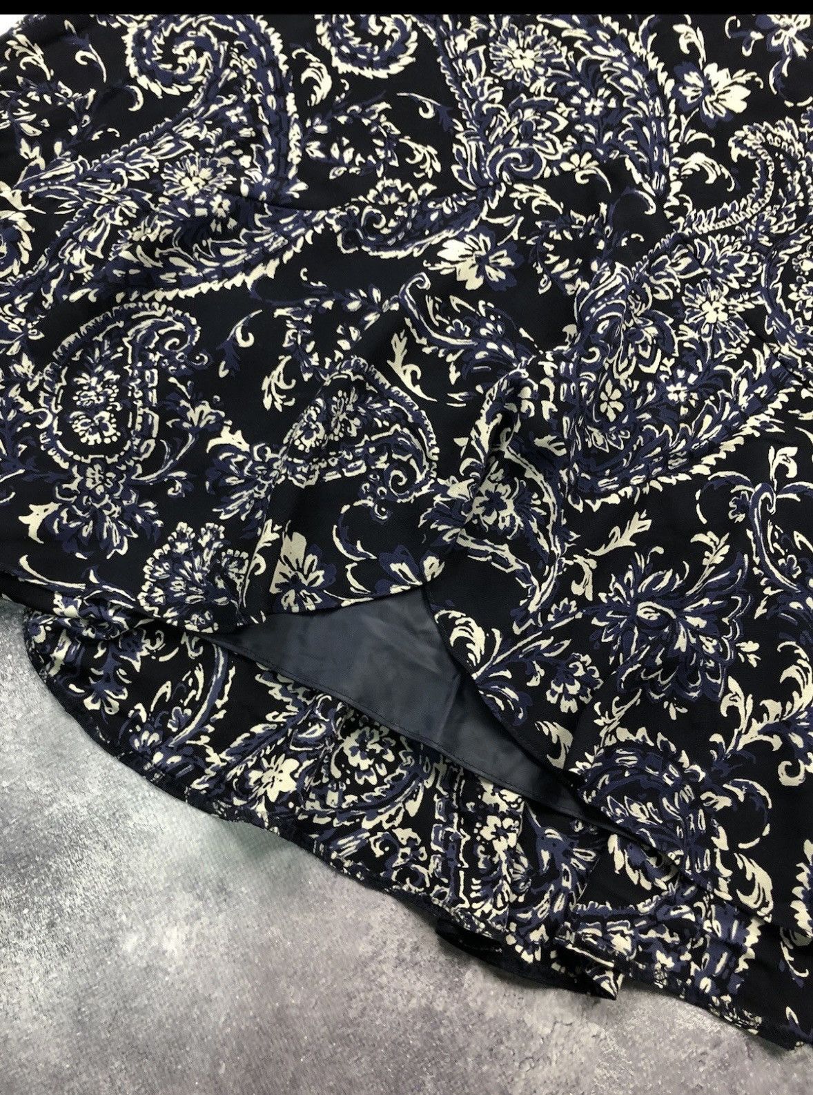 Laura Ashley LAURA ASHLEY Vintage Polyester LongSkirt Streetwear Monogram Size 36" / US 14 / IT 50 - 3 Thumbnail