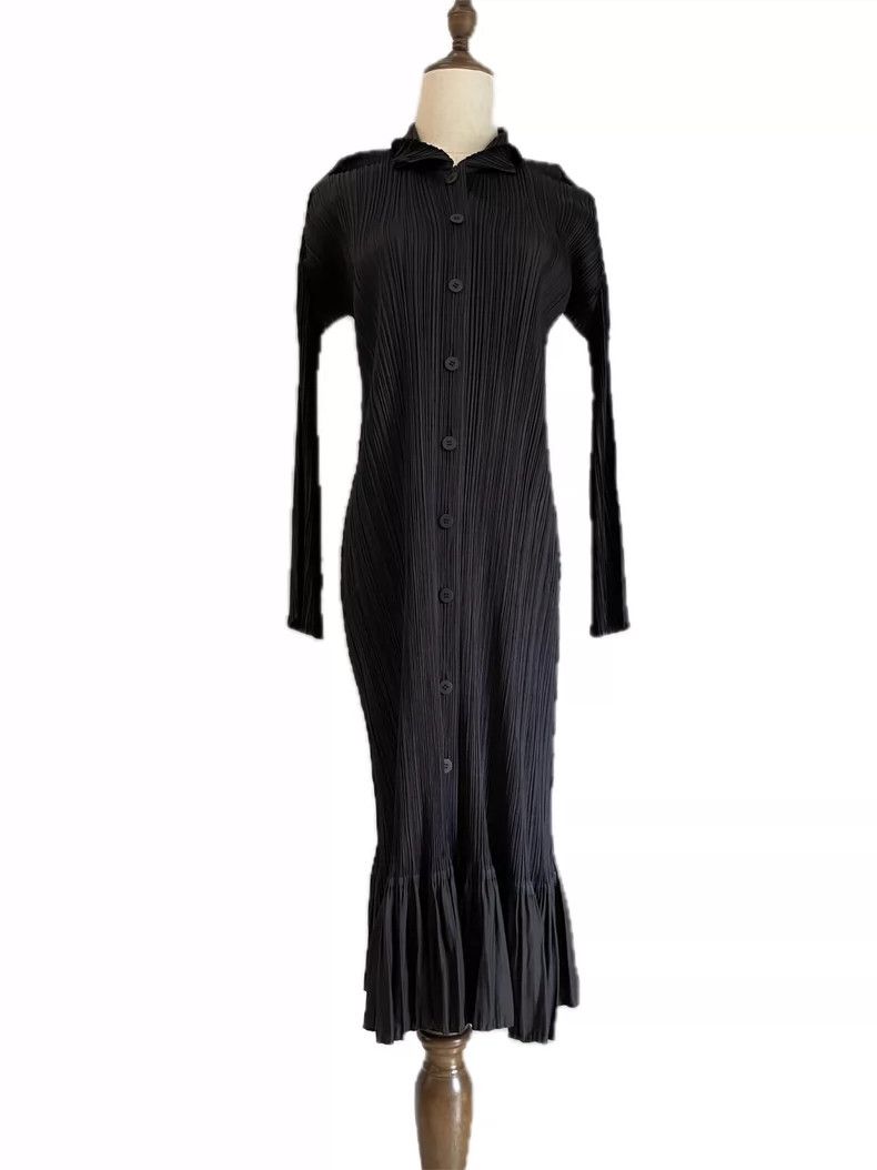 Issey Miyake Issey Miyake size:2 Black folding small lapel long-sleeved Size M / US 6-8 / IT 42-44 - 1 Thumbnail