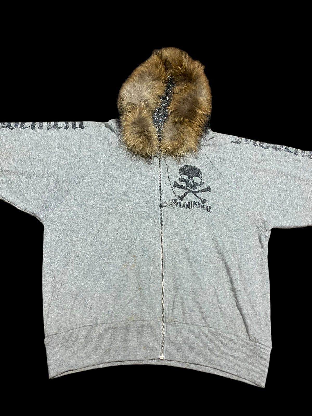 Japanese Brand 2000s Plein Beaute Glitter Skull baggy fur hoodie Size US L / EU 52-54 / 3 - 4 Thumbnail