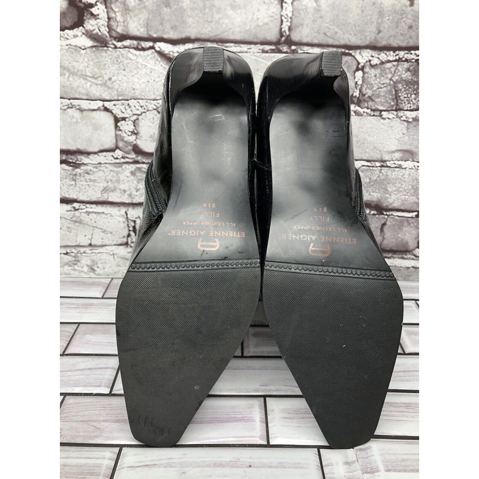 Aigner Etienne Aigner Filly Black Patent Leather Side Zipper Heel B Size US 9.5 / IT 39.5 - 10 Thumbnail