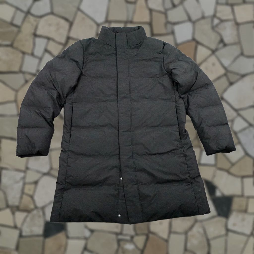 Uniqlo Uniqlo Coat Womens S Black Lightweight Down Puffer Long Zip Snap Up Size S / US 4 / IT 40 - 1 Thumbnail