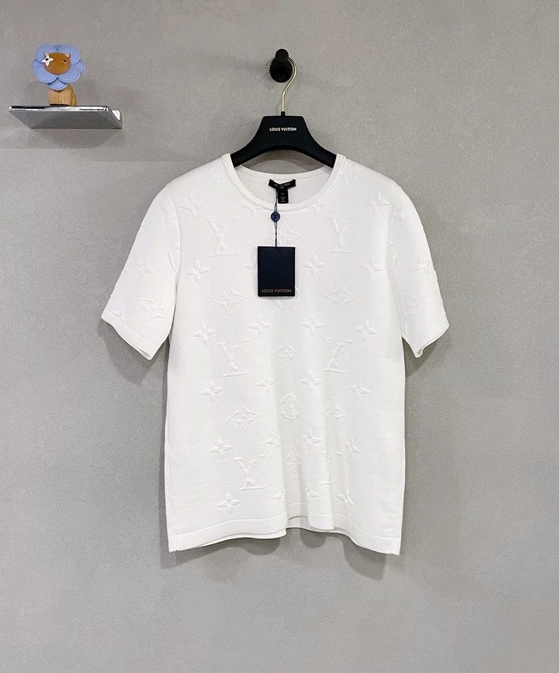 Louis Vuitton Louis Vuitton White printed short sleeves 2503-Nextarrow Size US L / EU 52-54 / 3 - 1 Thumbnail