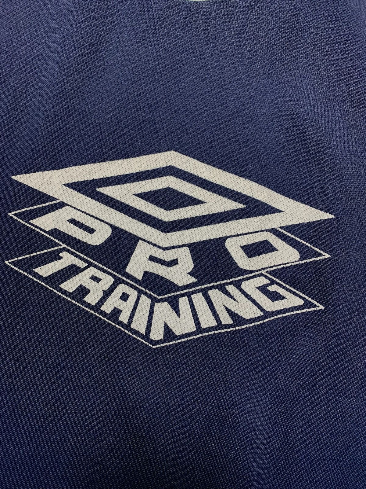 Umbro Vintage Umbro pro training jersey tee size XL Size US XL / EU 56 / 4 - 3 Thumbnail
