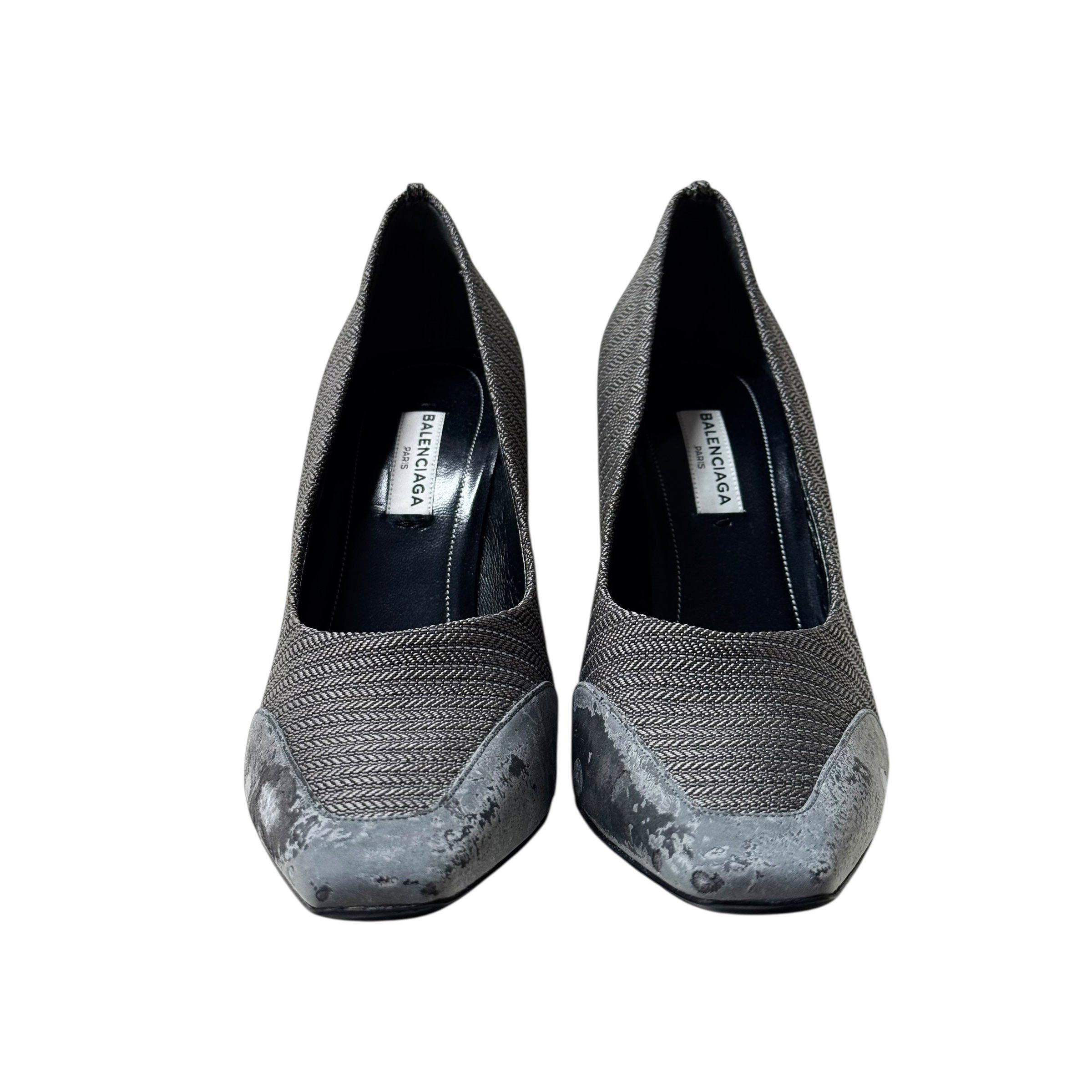 Balenciaga Balenciaga Textured Grey Pointed-Toe Pumps Size US 7.5 / IT 37.5 - 8 Thumbnail
