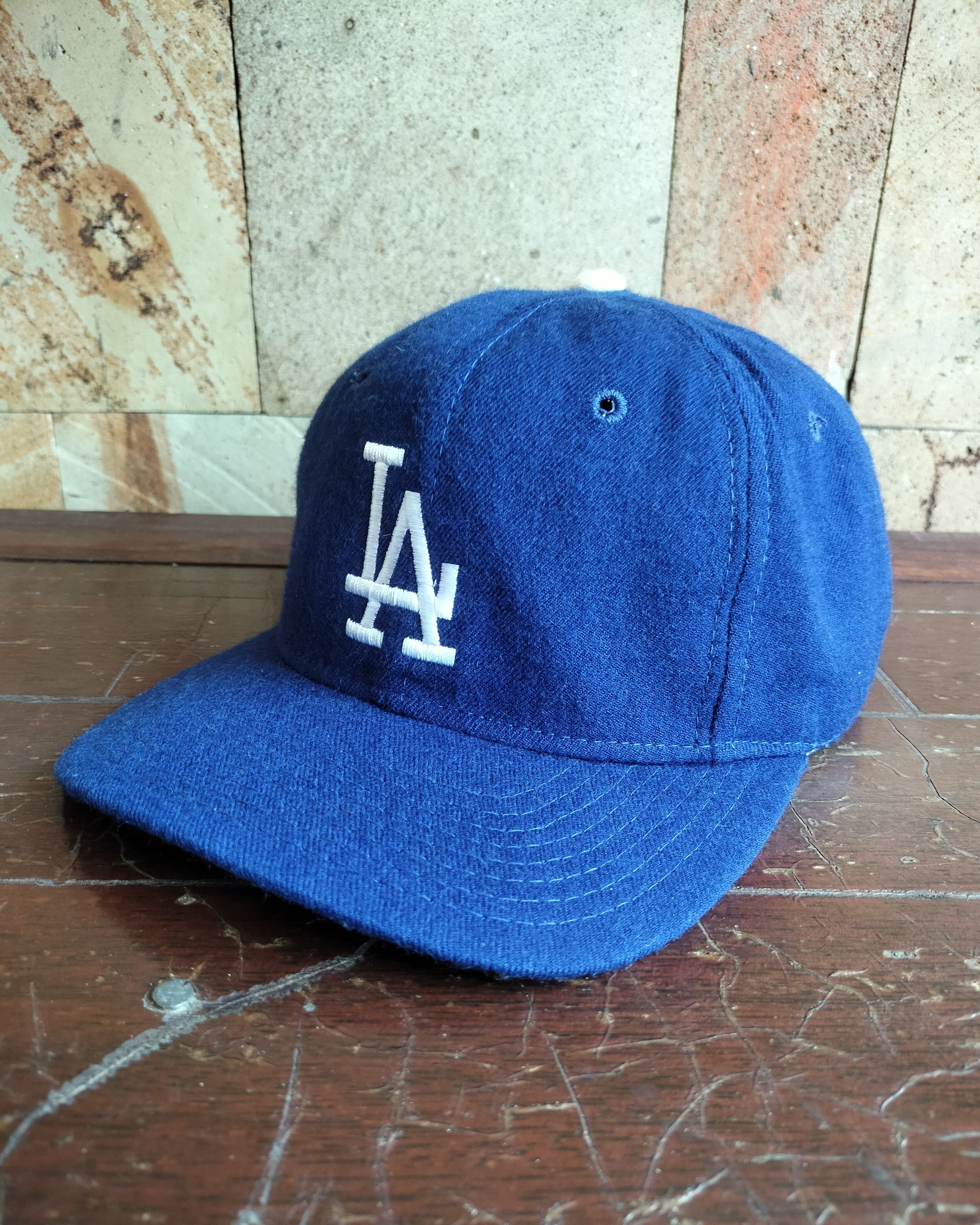 MLB × Sports Specialties Vintage 90s LA Dodgers Sports