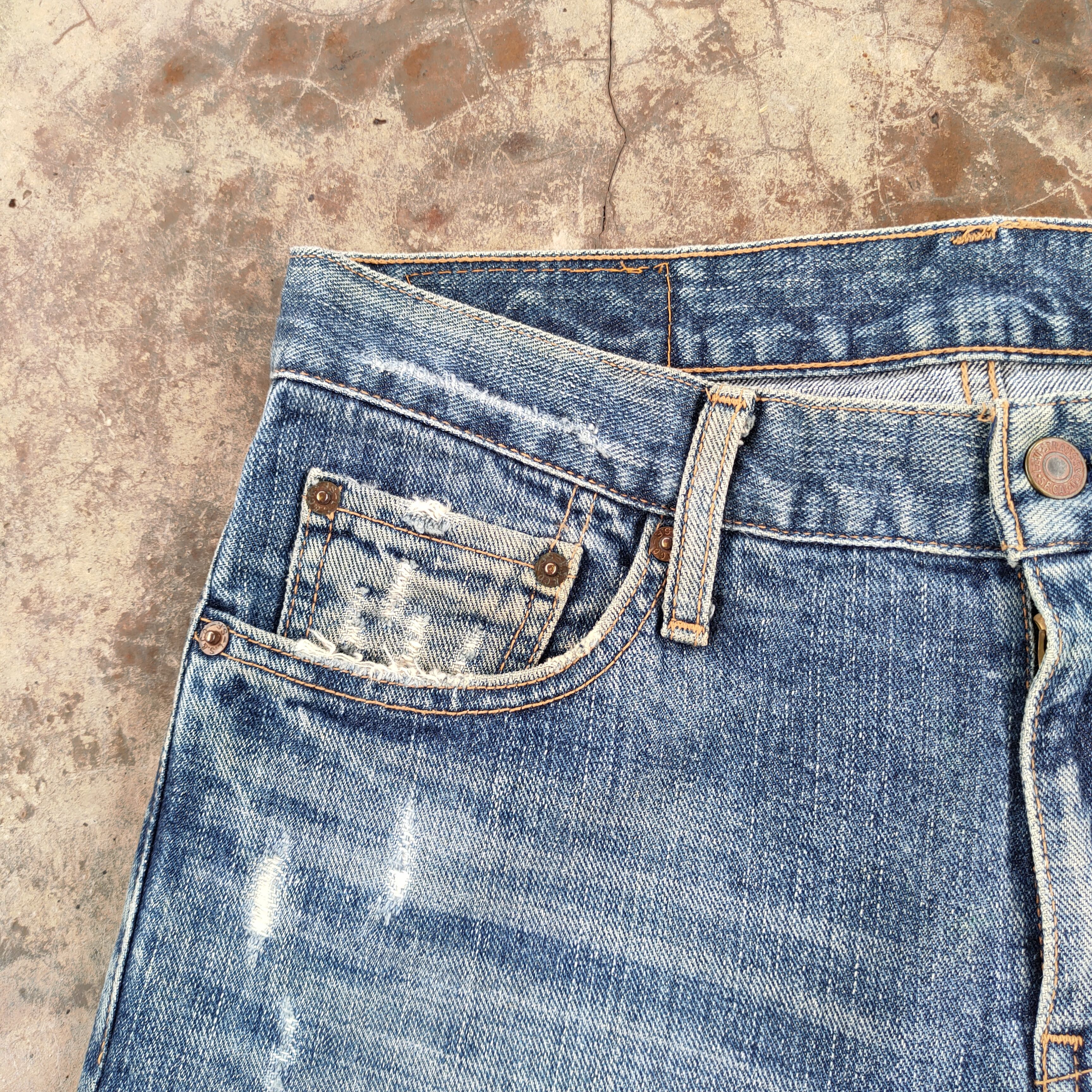 Levi's Vintage Clothing Vintage Levi's 533 faded ripped jeans denim pants Size US 32 / EU 48 - 6 Thumbnail