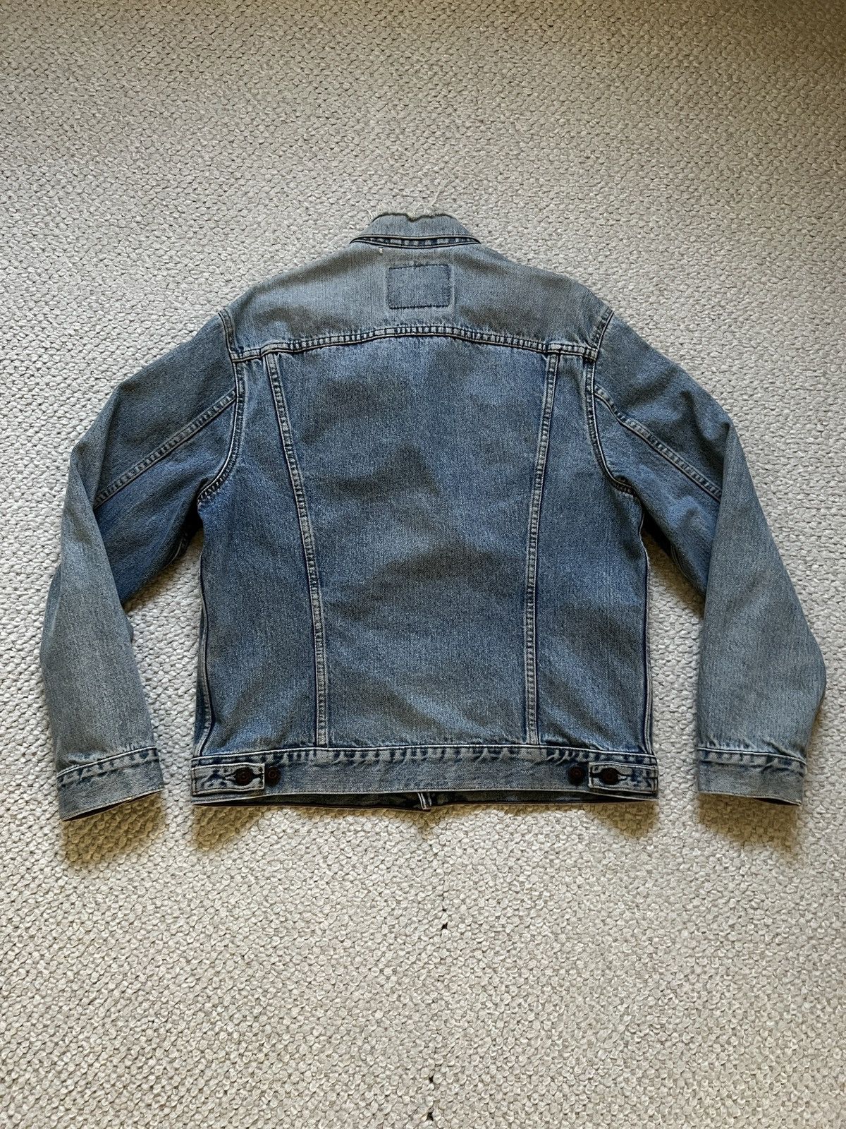 Levi's Vintage Distressed Denim Jacket Size US M / EU 48-50 / 2 - 2 Thumbnail