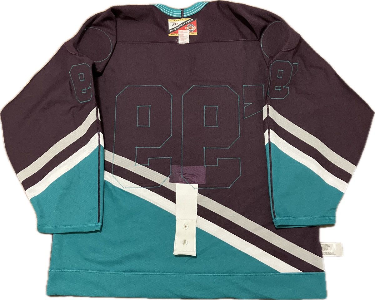 NHL Anaheim Mighty Ducks Pro Player Authentic NHL Hockey Jersey Size US XXL / EU 58 / 5 - 7 Thumbnail