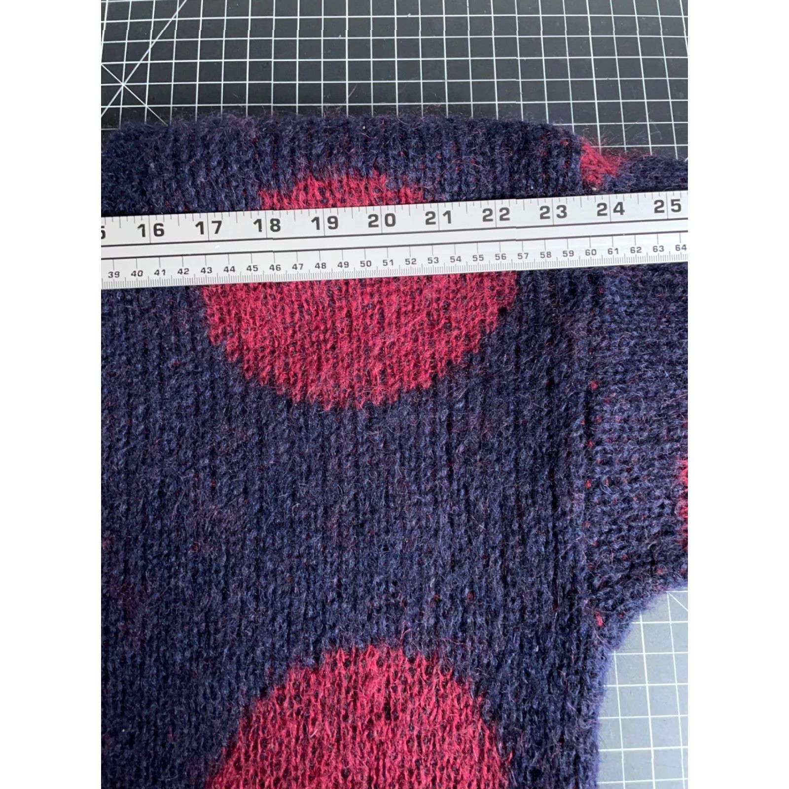 Vintage VINTAGE Paul Harris Mohair Blend Sweater Women's Small Dark Blue Red Polka Dot Relaxed Crew Neck 90s Preppy Oversized Pullover Knit Hand Wash Only Size S / US 4 / IT 40 - 7 Thumbnail