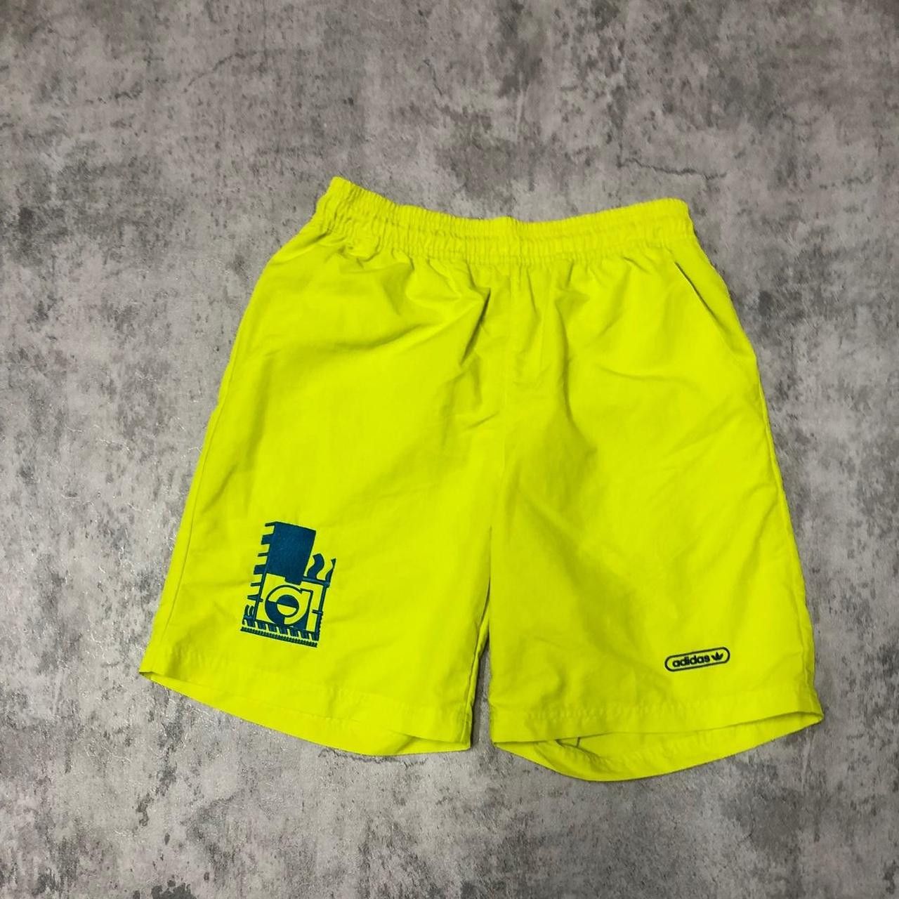 Adidas Adidas yellow and blue streetwear shorts Size US 28 / EU 44 - 1 Thumbnail