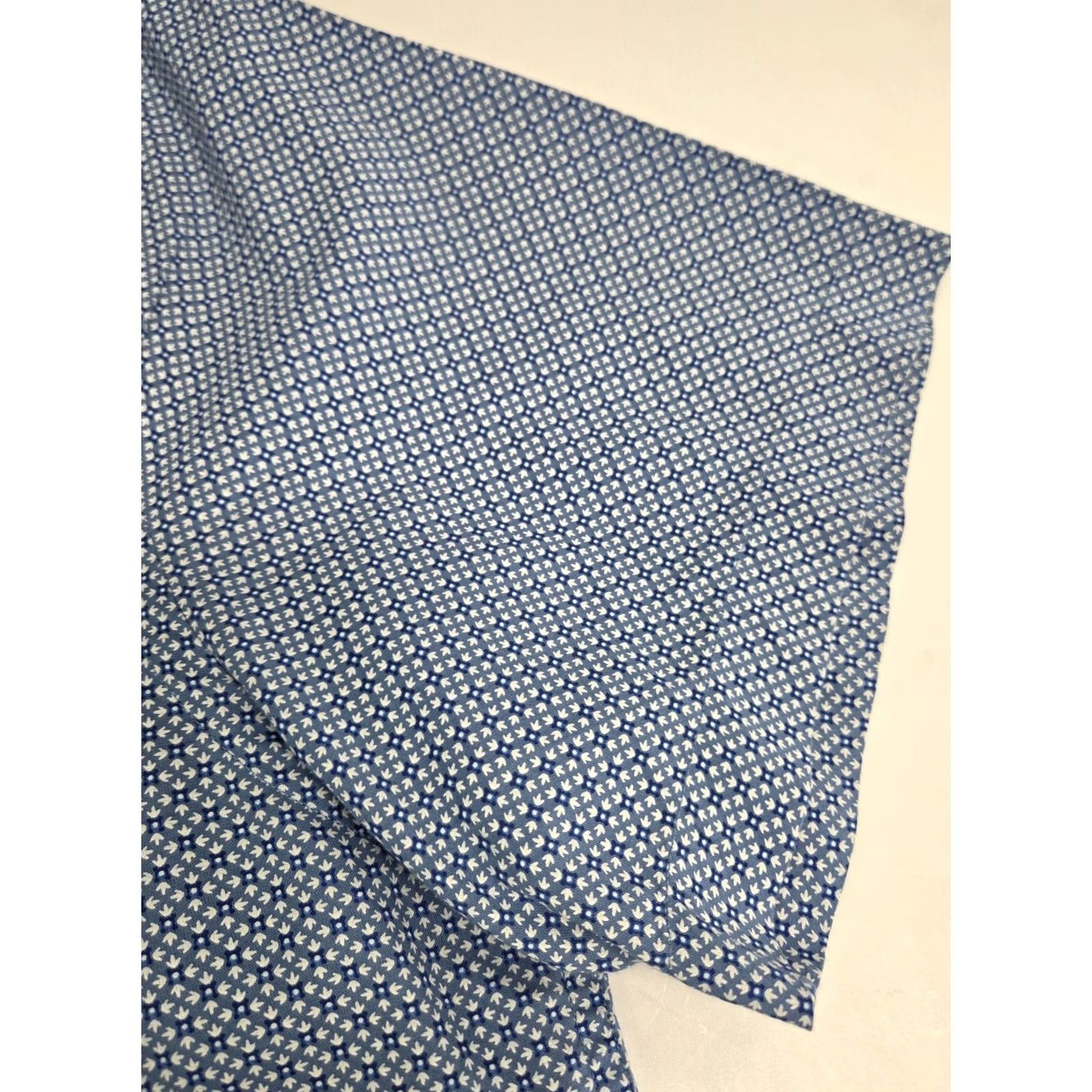 Banana Republic Banana Republic Mens Slim Fit Short Sleeve Button Up Blue Shirt Size L Size US L / EU 52-54 / 3 - 7 Thumbnail