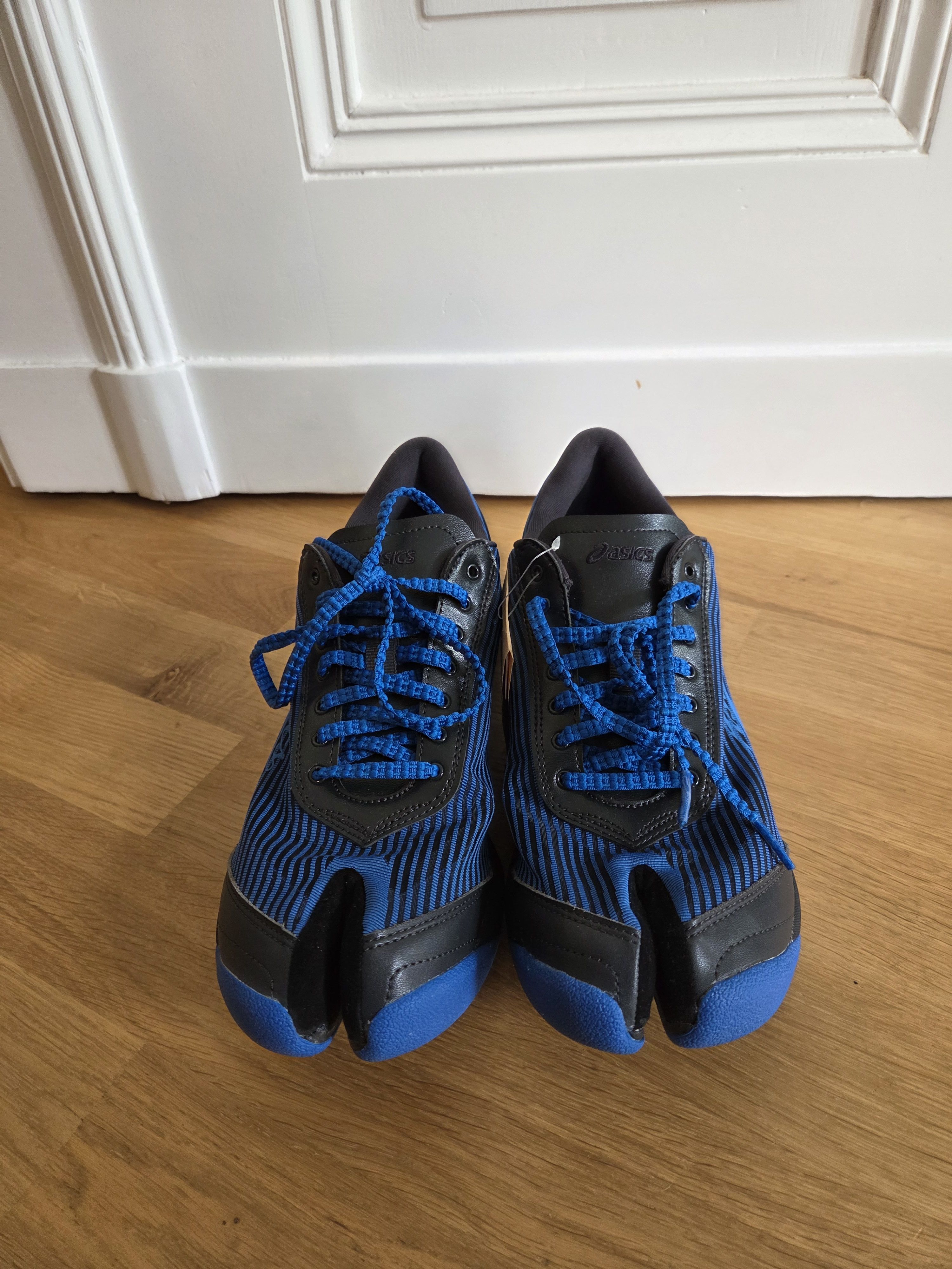 Asics × Kiko Kostadinov KIKO KOSTADINOV x ILARGI FF, Electric Blue, Size 11 / EUR 45 Size US 11 / EU 44 - 4 Thumbnail