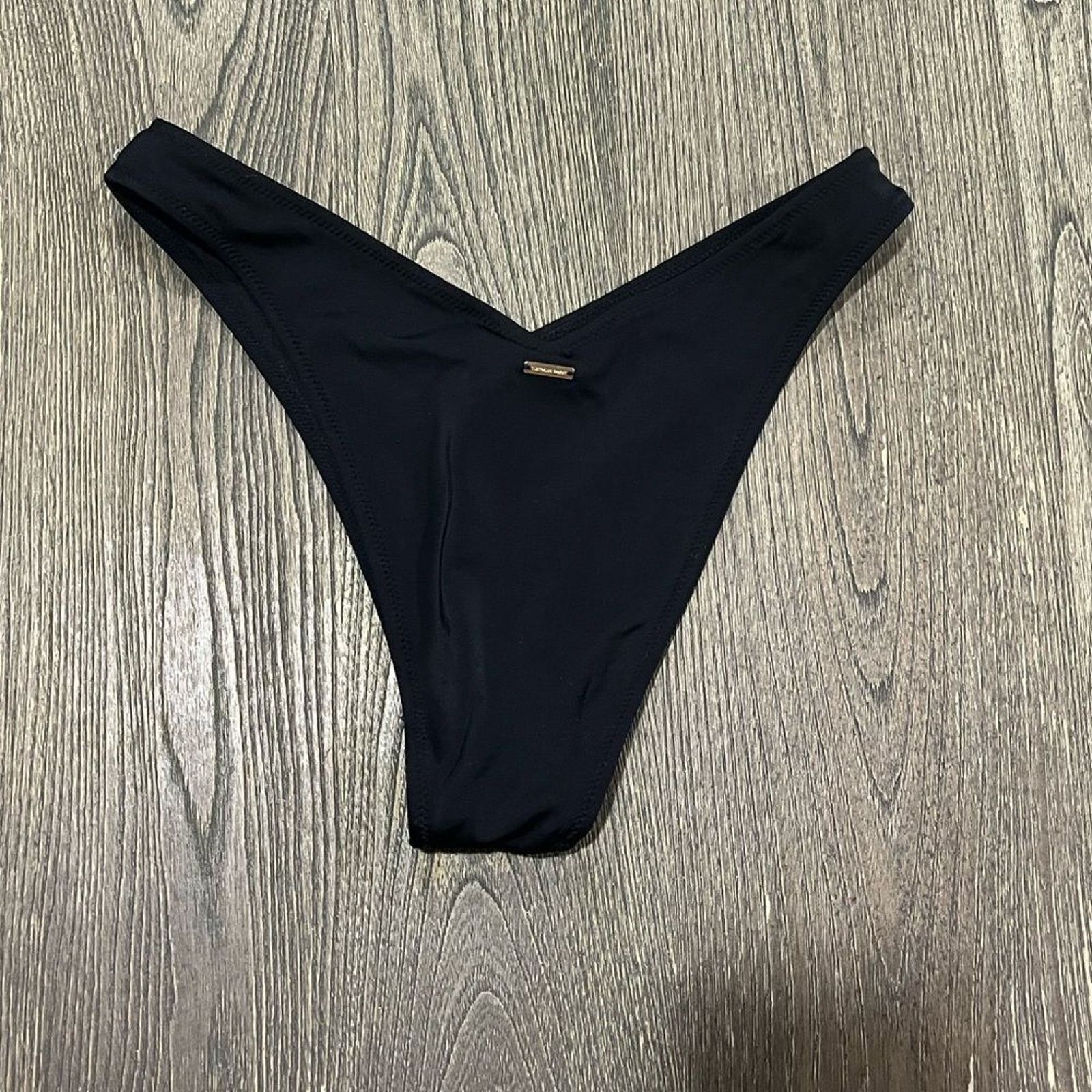 Victoria's Secret NWOT Victoria's Secret Brazilian Bikini Bottom High-Cut Leg Size ONE SIZE - 3 Thumbnail