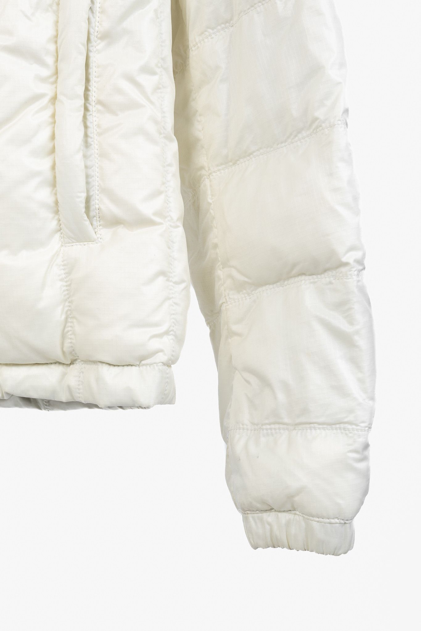 Prada Prada Cream Nylon Embroidered-Logo Quilted Down Puffer Size US XL / EU 56 / 4 - 6 Thumbnail
