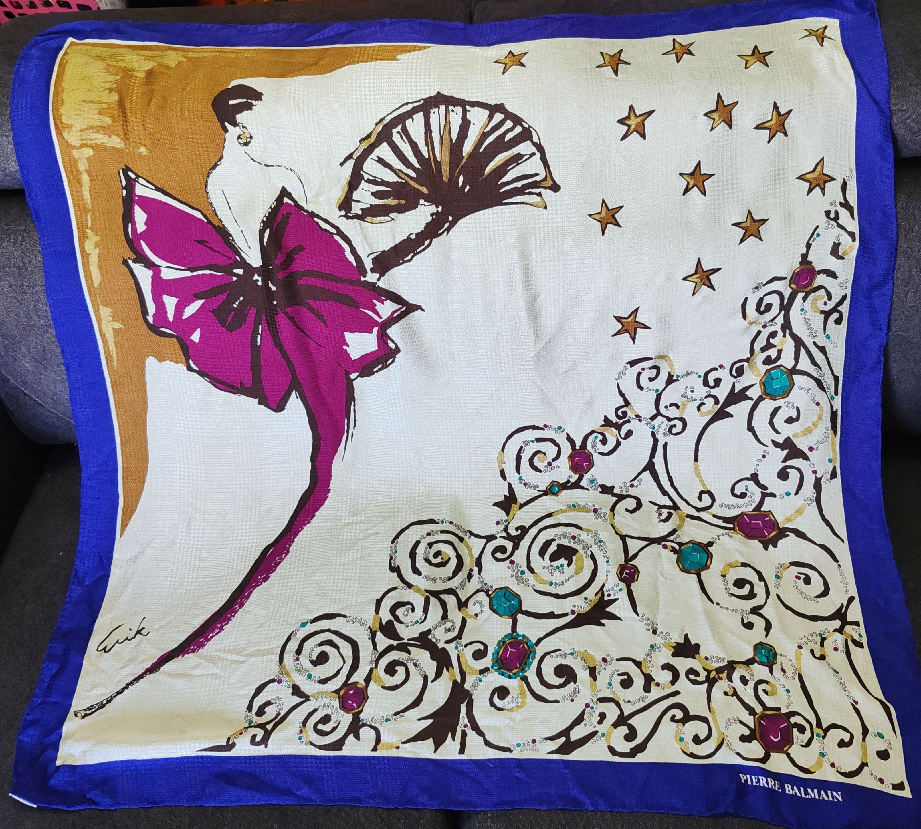 Pierre Balmain Vintage Silk Scarf Pierre Balmain Rare Women Back design Size ONE SIZE - 1 Thumbnail