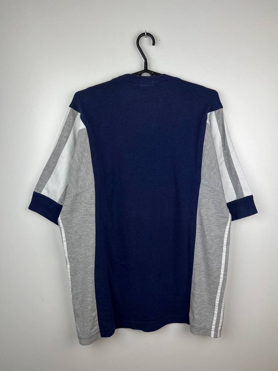 Vintage Adidas 90s streetwear vintage t-shirts size XL Size US XL / EU 56 / 4 - 2 Thumbnail