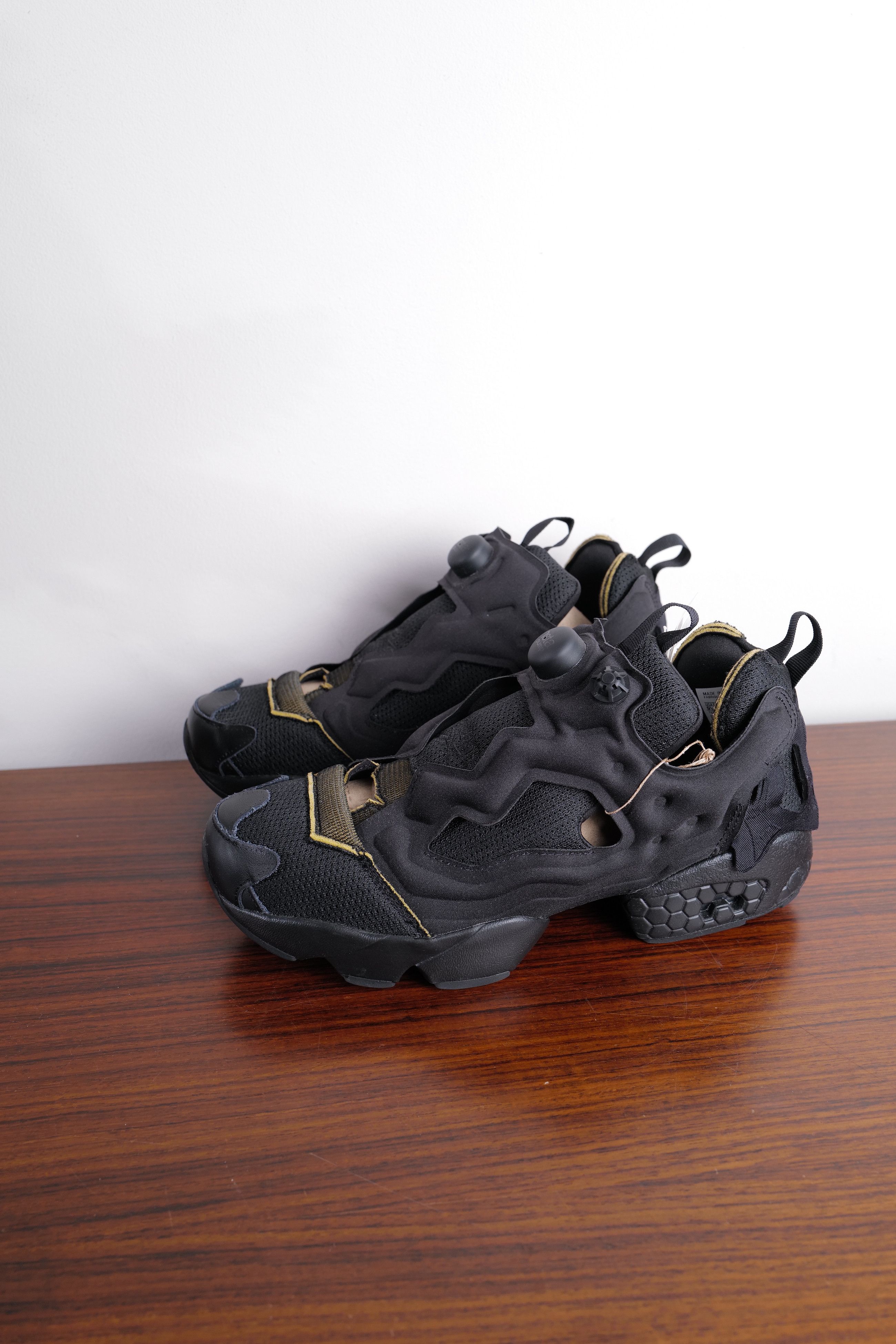 Maison Margiela × Reebok INSTA PUMP Size US 9.5 / EU 42-43 - 6 Thumbnail