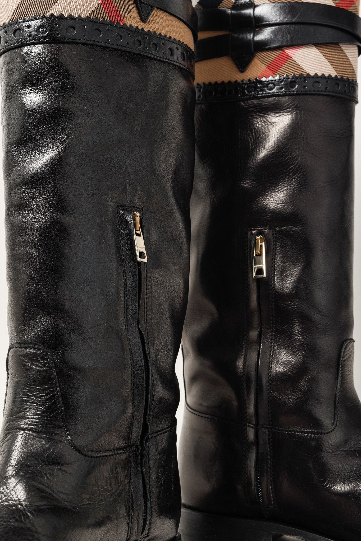 Burberry Burberry Carington Black Check Leather Riding Boots Size US 7 / IT 37 - 10 Thumbnail