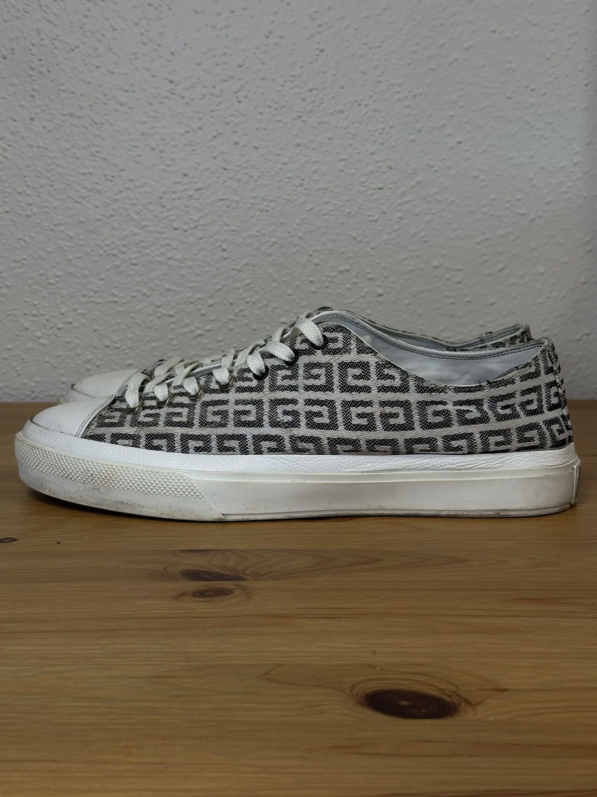 Givenchy Givenchy City Low Sneakers Size US 13 / EU 46 - 4 Thumbnail