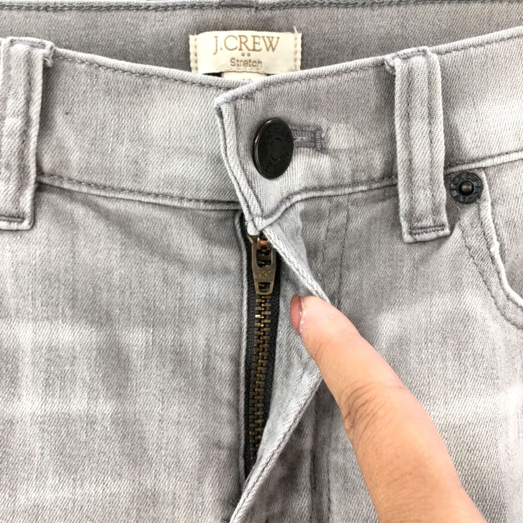 J.Crew J.Crew Stretch Skinny Jeans Women - 26 Grey Low Rise Zip Fly Button - 5 Pocket - Retored Size 26" / US 2 / IT 38 - 4 Thumbnail