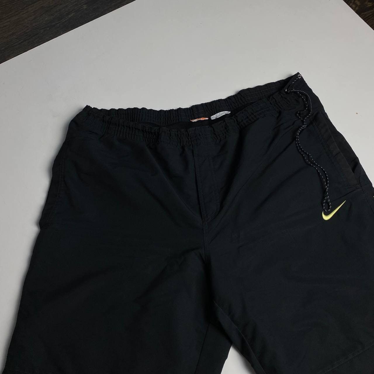 Nike Nike vintage short Size:L Size US 34 / EU 50 - 3 Thumbnail