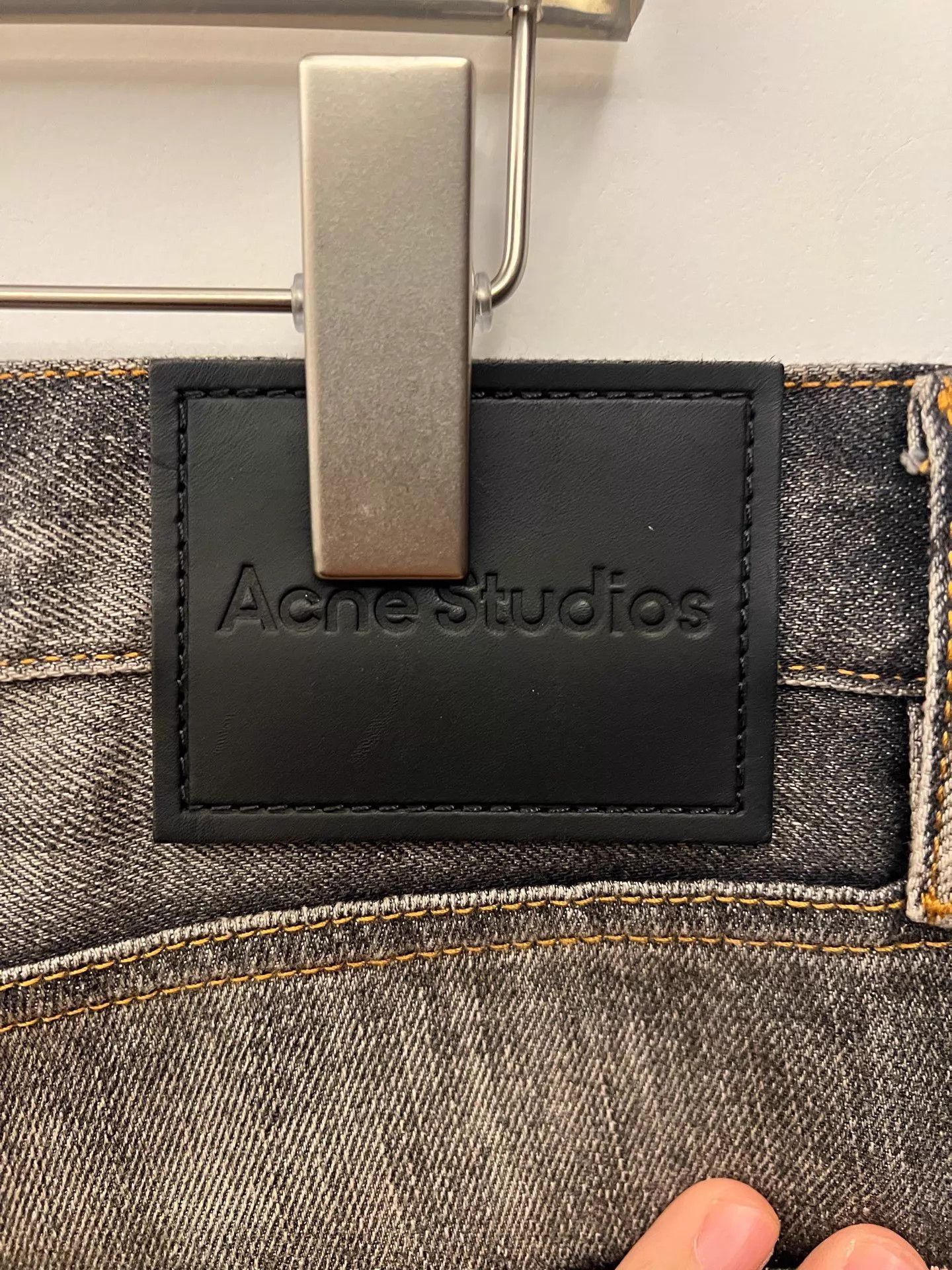 Acne Studios Acne SS25 1981 Washed Low-Rise WideLeg Unisex XL Jeans Size 30" / US 8 / IT 44 - 3 Thumbnail