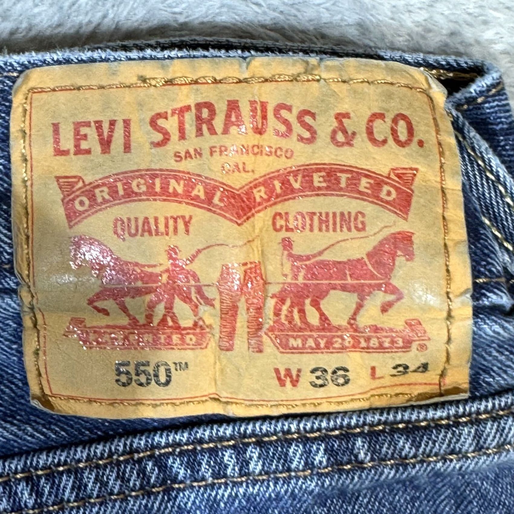 Levi's Levi's 550 Jeans Mens 36x34 Blue Denim Relaxed Fit Tapered Leg Mid Rise Zip Fly Size US 36 / EU 52 - 4 Thumbnail