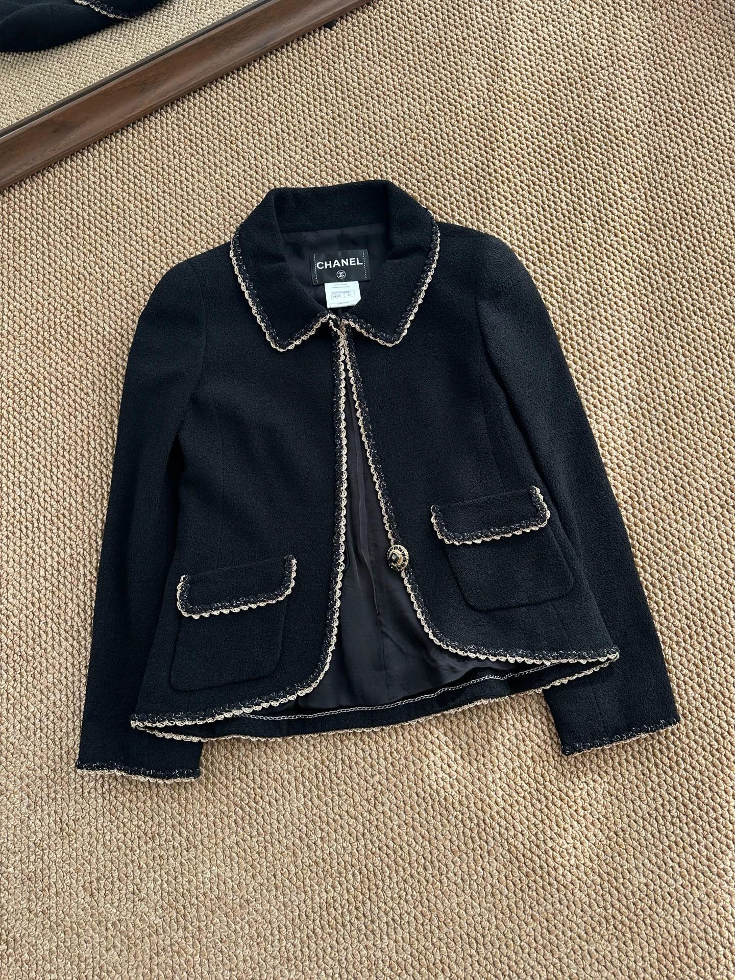 Chanel CHANEL 2013 wool blend gold lace waist jacket black Size XS / US 0-2 / IT 36-38 - 4 Thumbnail