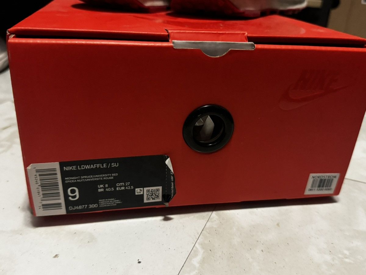 Nike Nike LDWAFFLE Size US 9 / EU 42 - 5 Thumbnail