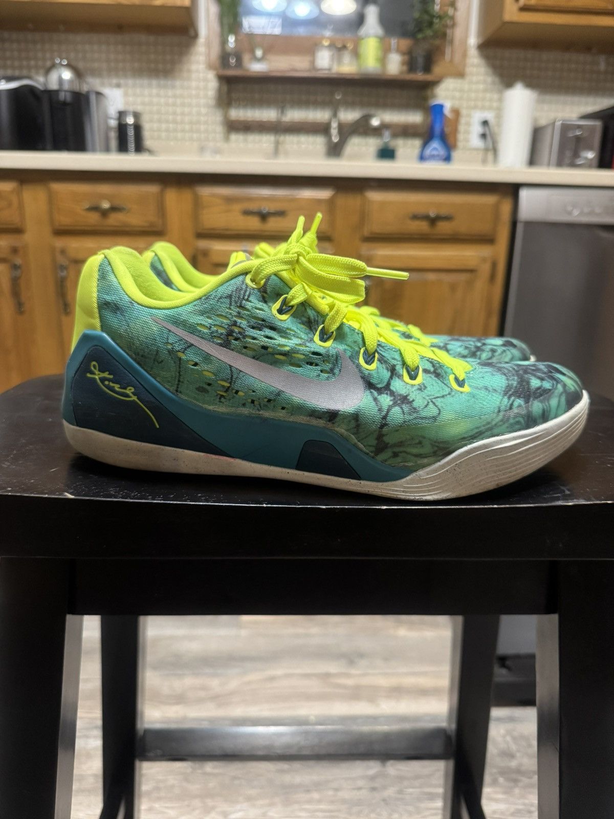 Nike Kobe 9 EM Low Easter Size US 9 / EU 42 - 1 Thumbnail