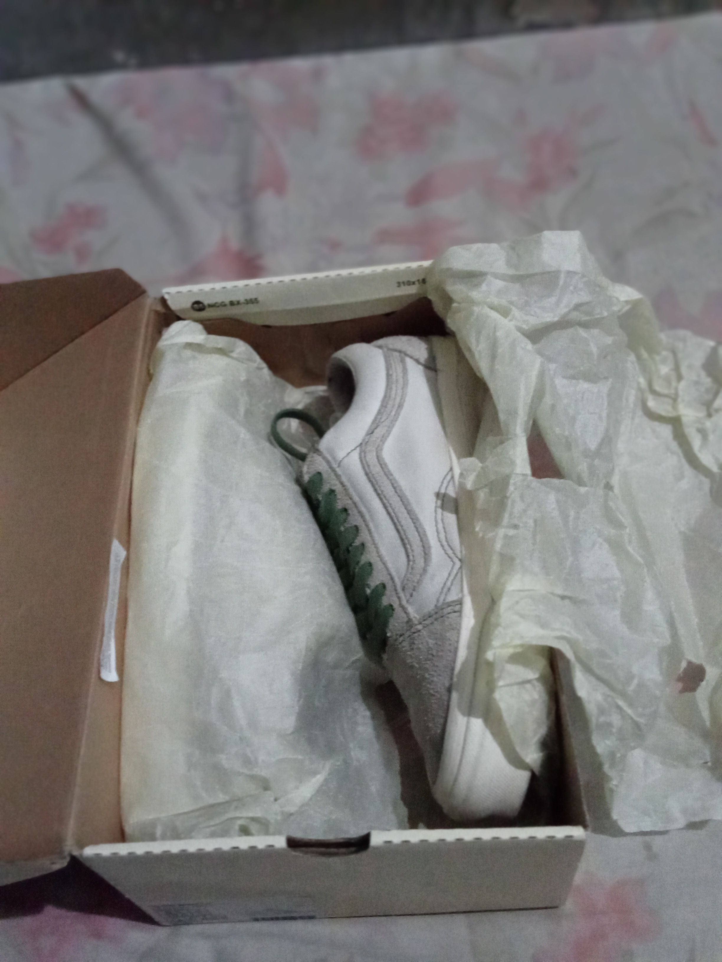 Notre × Vans VANS VAULT LX OG OLD SKOOL X NOTRE TRUE WHITE/MARSHMALLOW Size US 8.5 / EU 41-42 - 7 Thumbnail