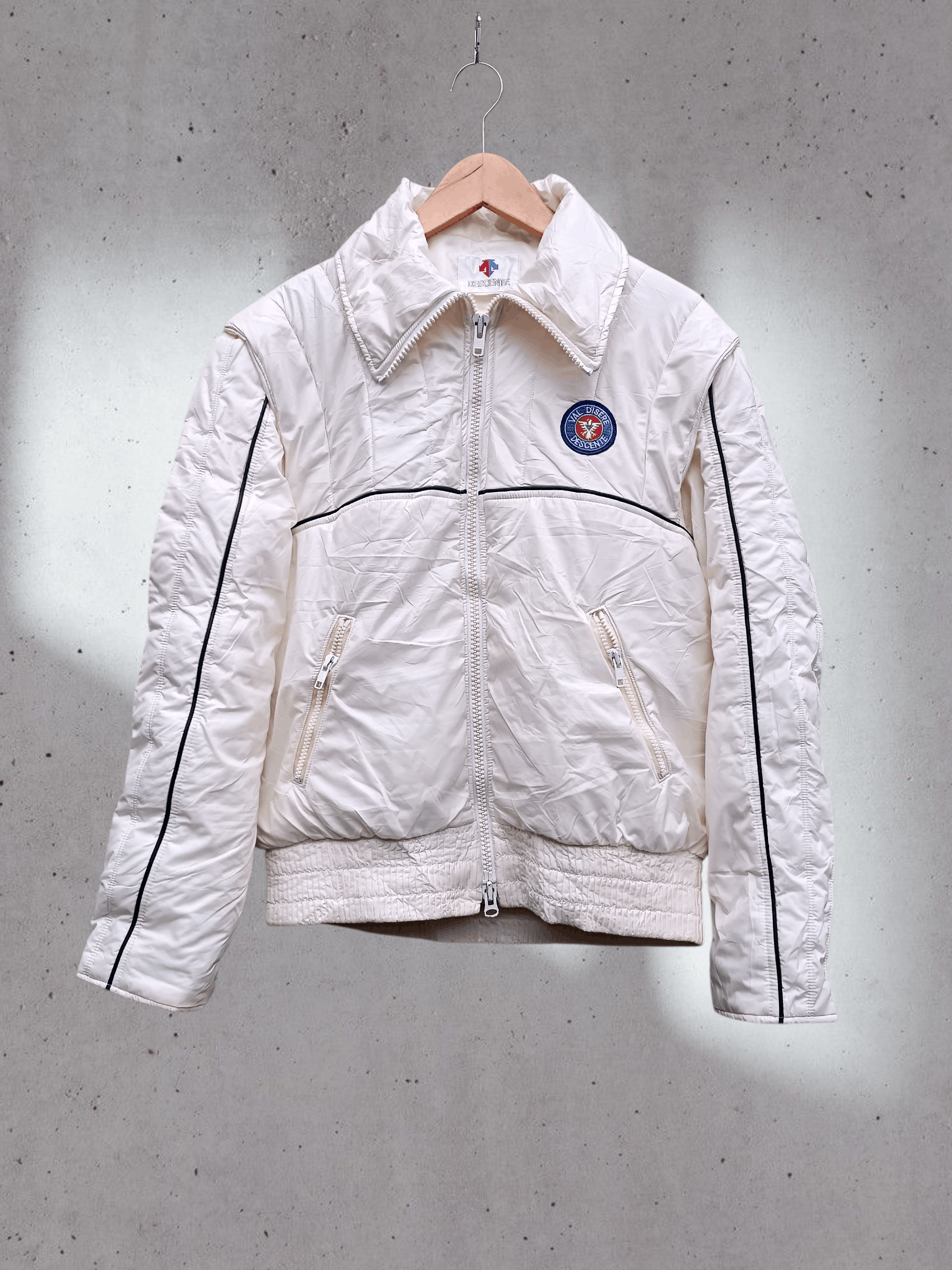 Descente Vintage DESCENTE Jacket Training Winter Ski Size US L / EU 52-54 / 3 - 1 Thumbnail