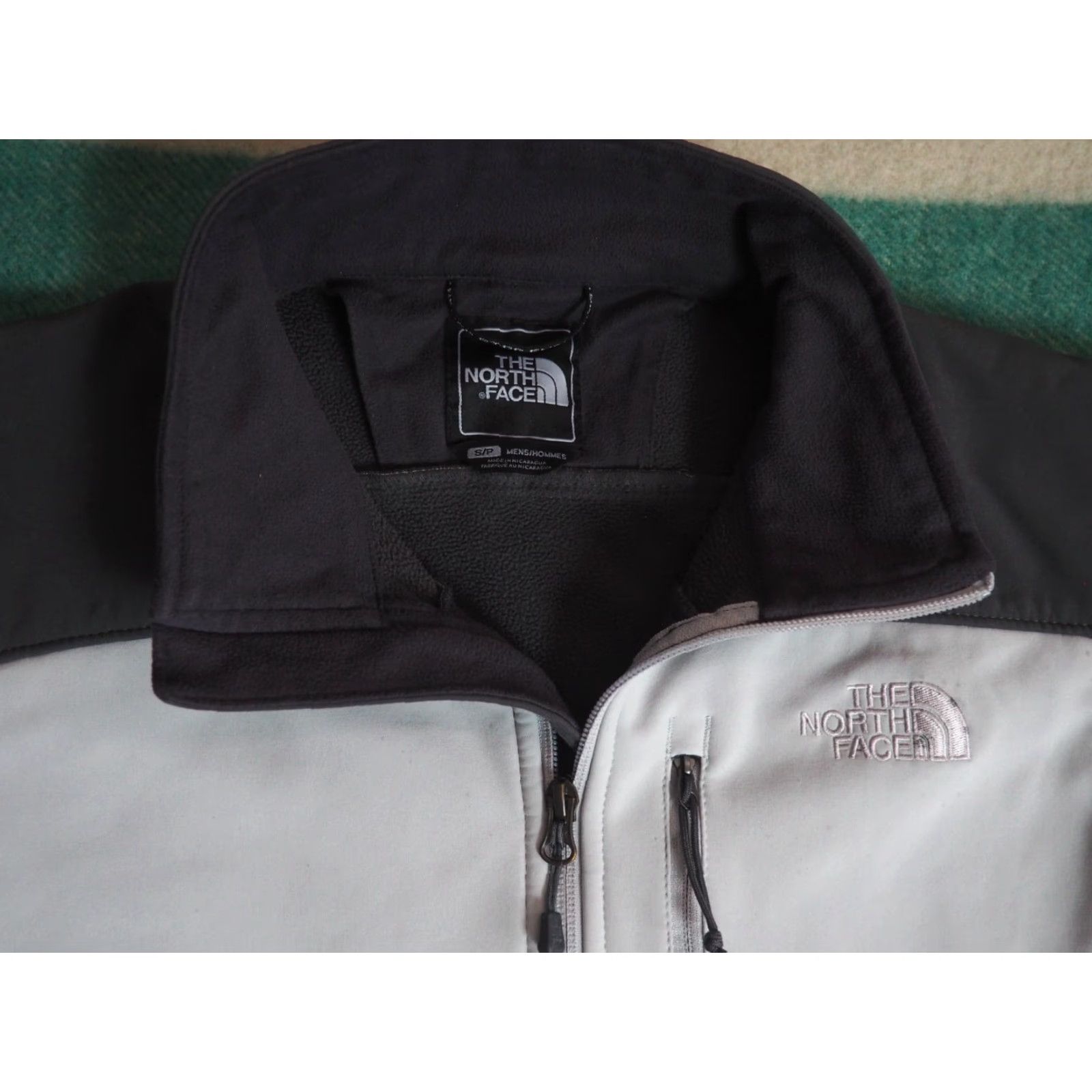 The North Face The North Face Windwall Jacket Mens S Full Zip Gray Softshell Outdoor Hiking Windbreaker Size US S / EU 44-46 / 1 - 2 Thumbnail