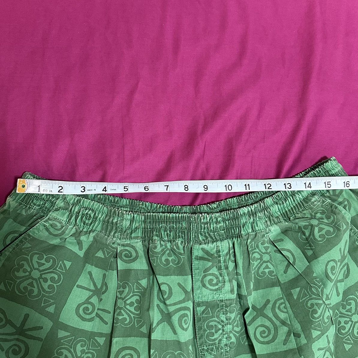 Nike × Vintage Vintage Nike Tribal Shorts Large Size US 32 / EU 48 - 5 Thumbnail