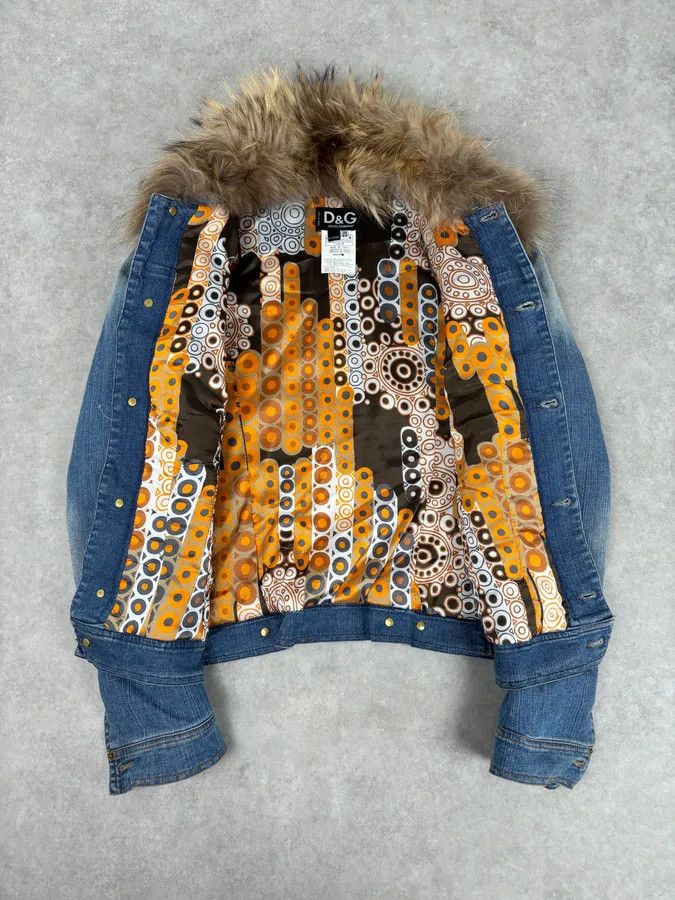 Dolce & Gabbana AW2005 Dolce & Gabbana Blue Denim Distressed Fur-Collar Jacket Size S / US 4 / IT 40 - 7 Thumbnail