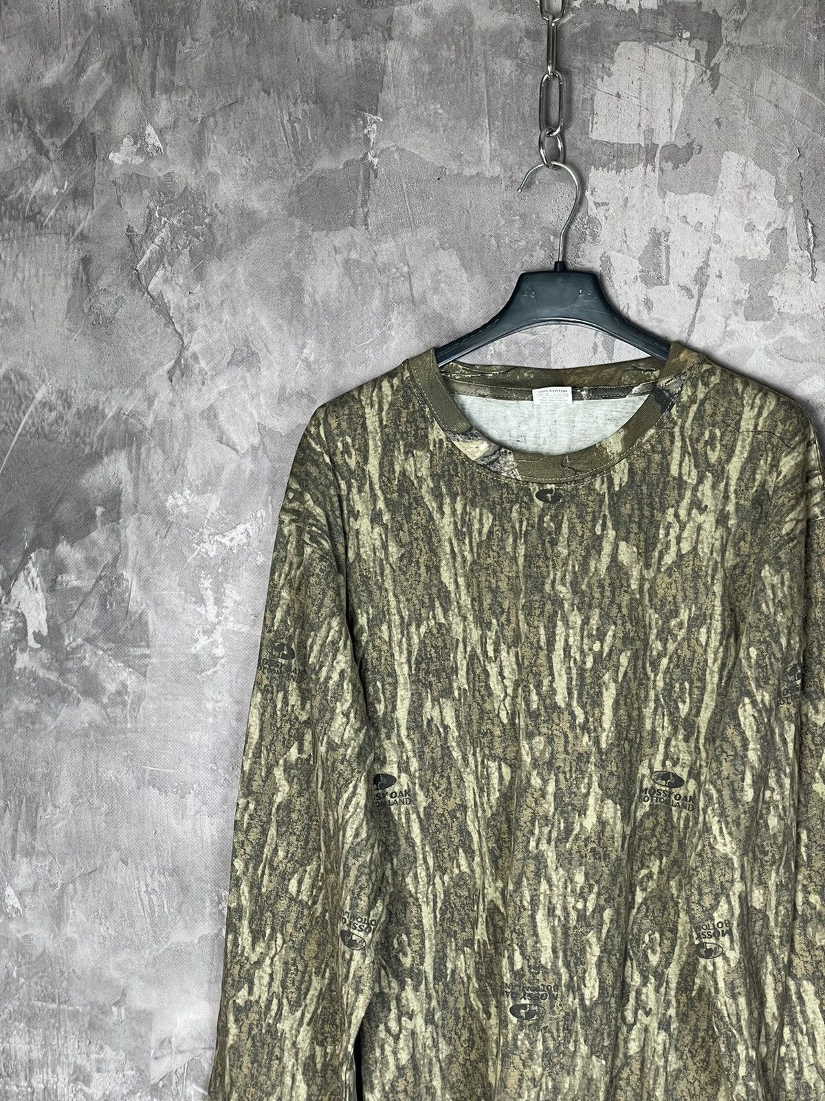 Carhartt × Mossy Oaks × Vintage Crazy Vintage Mossy Oak Camo Long Sleeve T Shirt Style Faded Size US XL / EU 56 / 4 - 3 Thumbnail