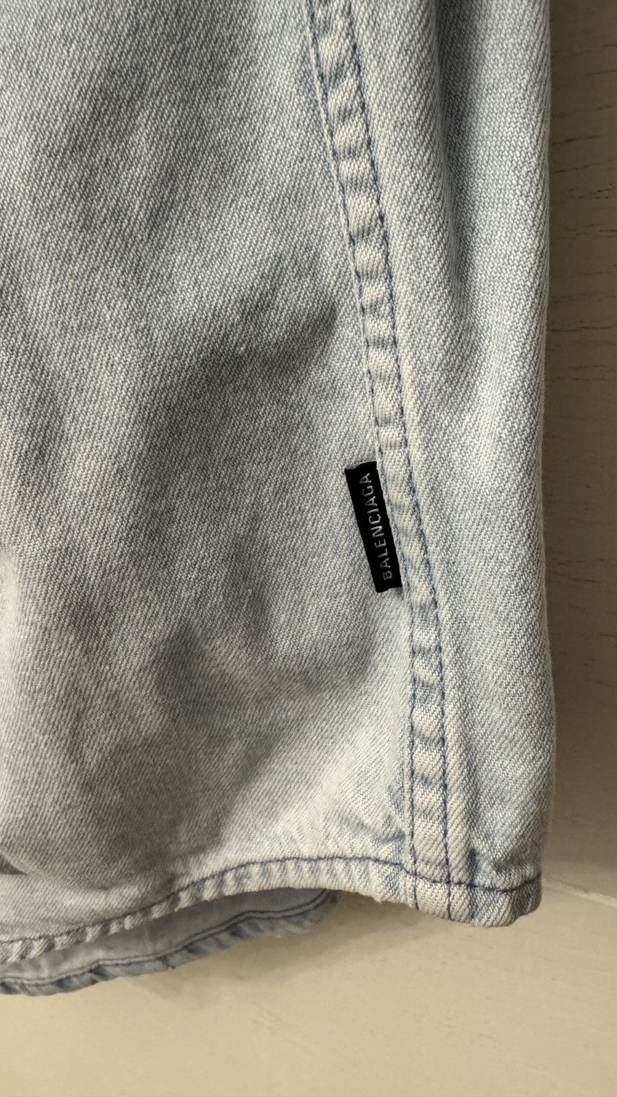 Balenciaga Balenciaga Logo Washed light blue Denim Big Shirt jacket Size US M / EU 48-50 / 2 - 8 Thumbnail