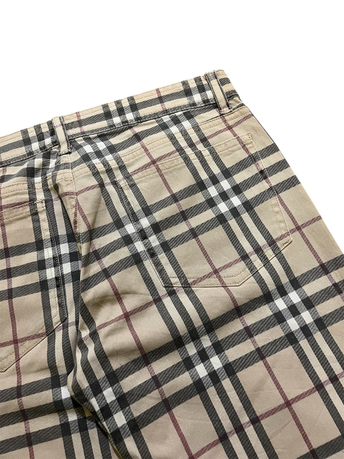 Burberry 2000s Christopher Bailey Era Y2K Nova Check Flared Trousers Size 28" / US 6 / IT 42 - 11 Thumbnail