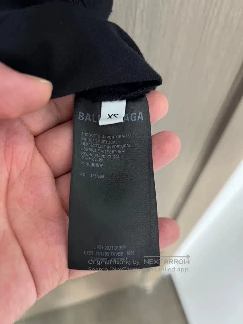 Balenciaga Balenciaga Letter Printed Pattern Hole Short Sleeve Size US XS / EU 42 / 0 - 4 Thumbnail