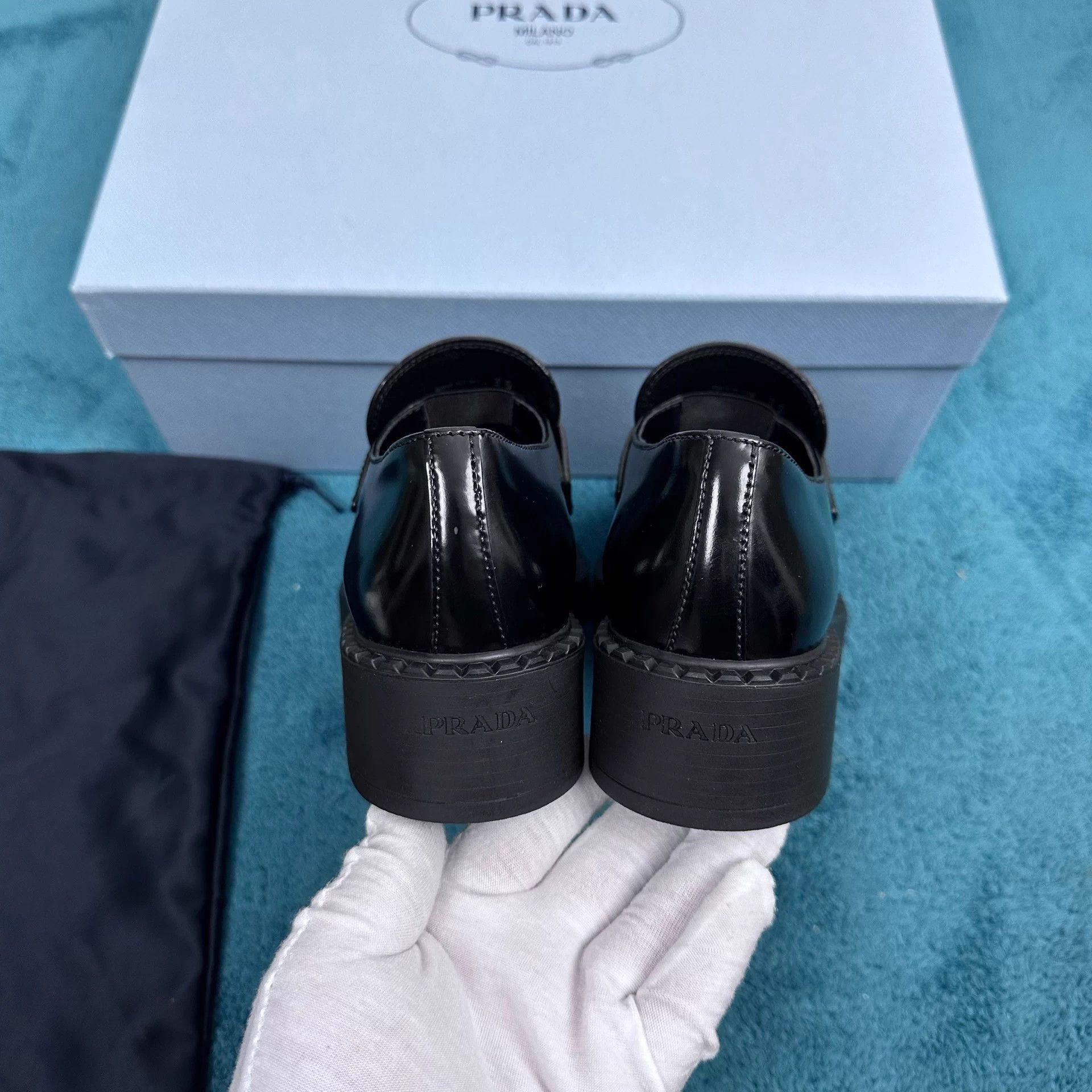 Prada Prada Leather Loafers Black Size 35 Size US 5 / IT 35 - 4 Thumbnail