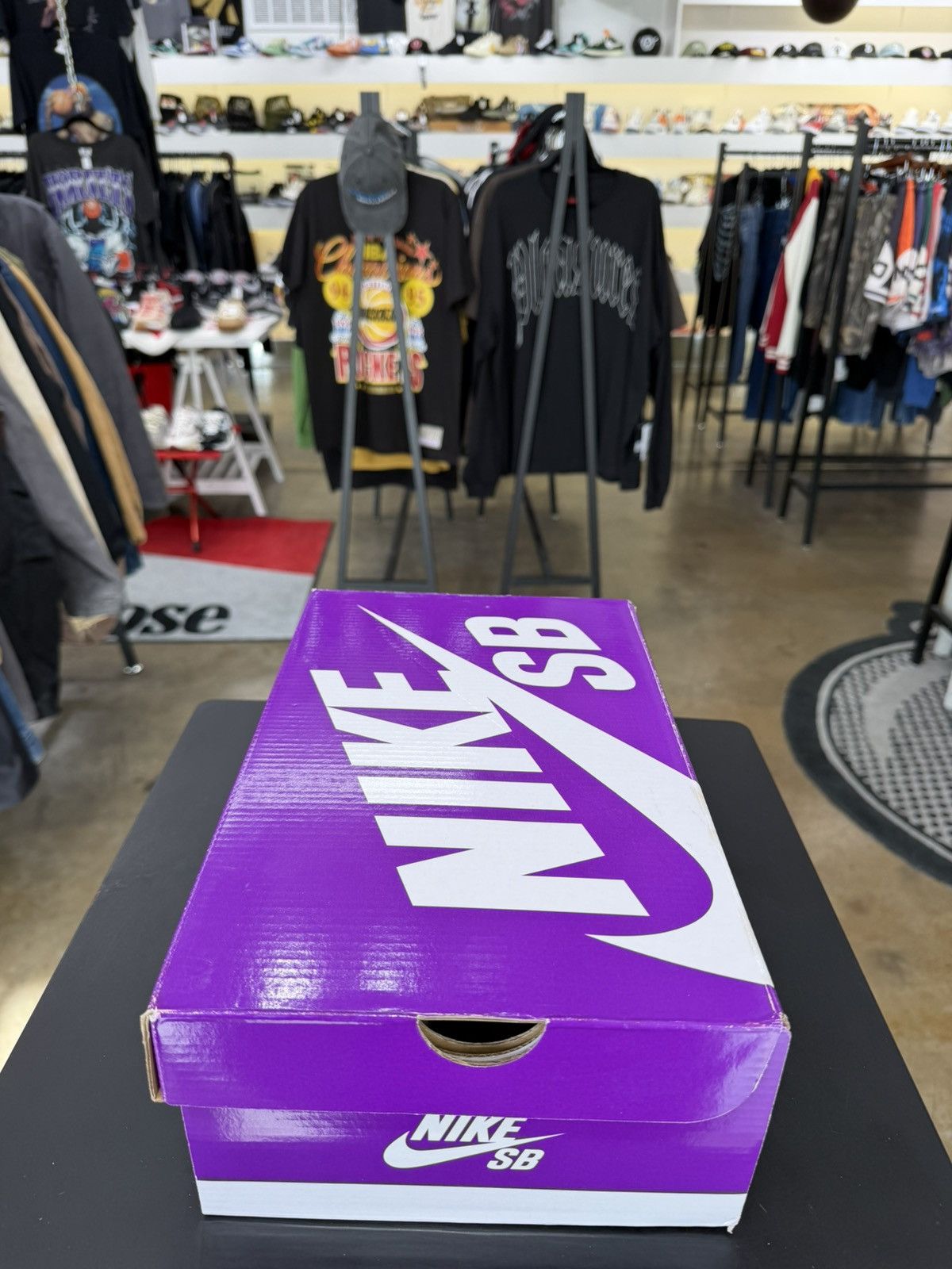 Nike Nike SB Dunk Low Seattle Supersoncis Size 8.5 (2024) Size US 8.5 / EU 41-42 - 16 Thumbnail