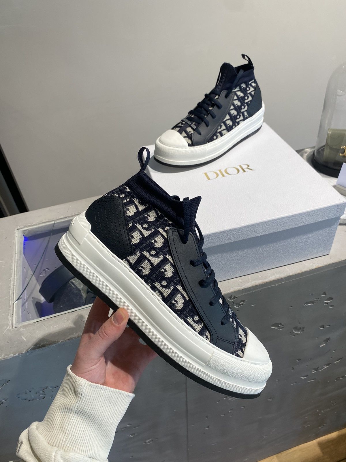 Dior BNWT Dior Walk’n’Dior Oblique Sneaker Size US 11 / IT 41 - 1 Thumbnail