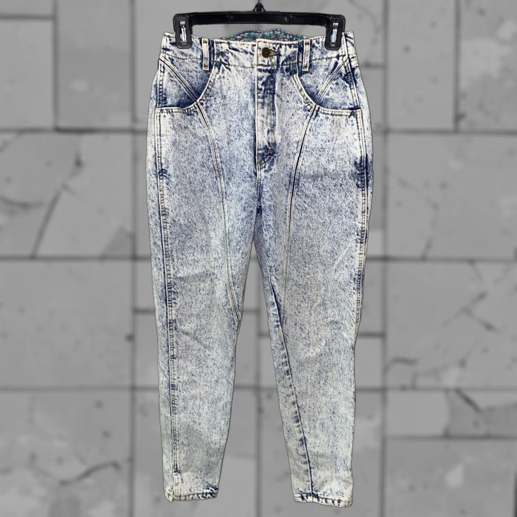 Lee Lee Womens Light Wash Zip Fly Denim Jeans Size 9M USA Made - Regular, 26 in x 29 in, Blue, Cotton, Denim, Jeans, Women, Zip Fly, Light Wash Size 26" / US 2 / IT 38 - 1 Thumbnail