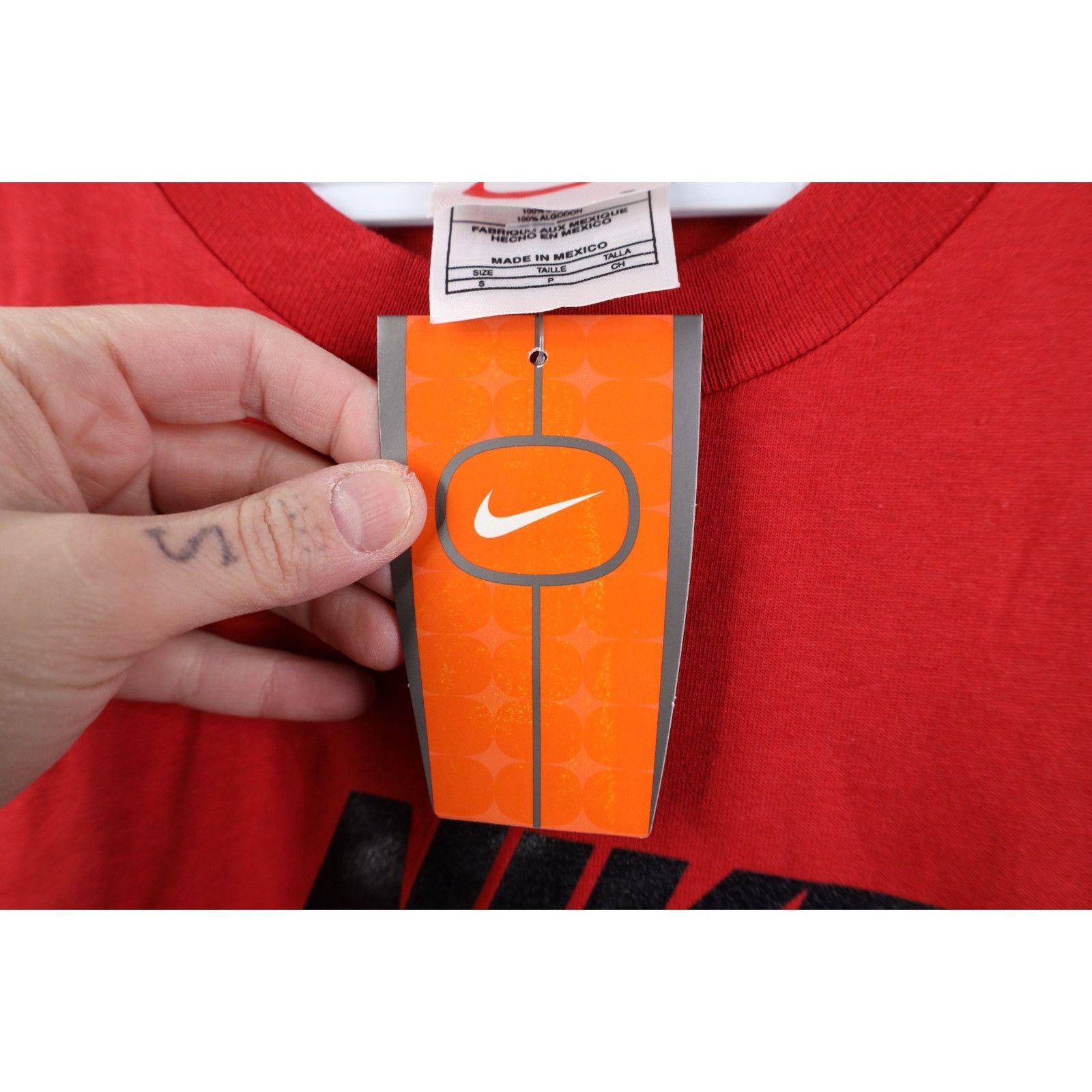Nike NOS Vintage 90s Y2K Nike Travis Scott Big Swoosh T-Shirt Size US S / EU 44-46 / 1 - 5 Thumbnail