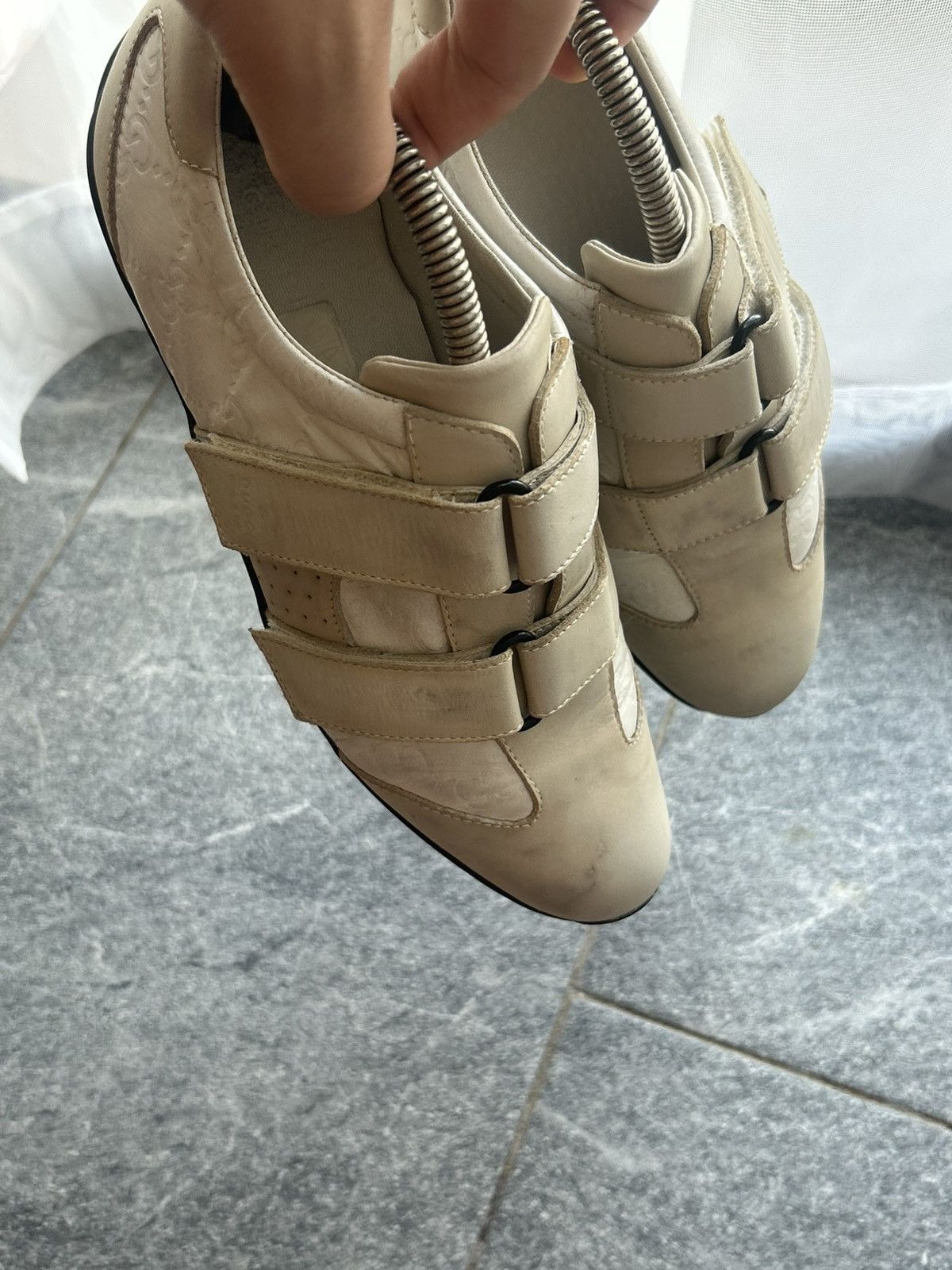 Gucci shoes gucci leather trainers web GG velcro straps sneakers Size US 5.5 / EU 38 - 21 Thumbnail