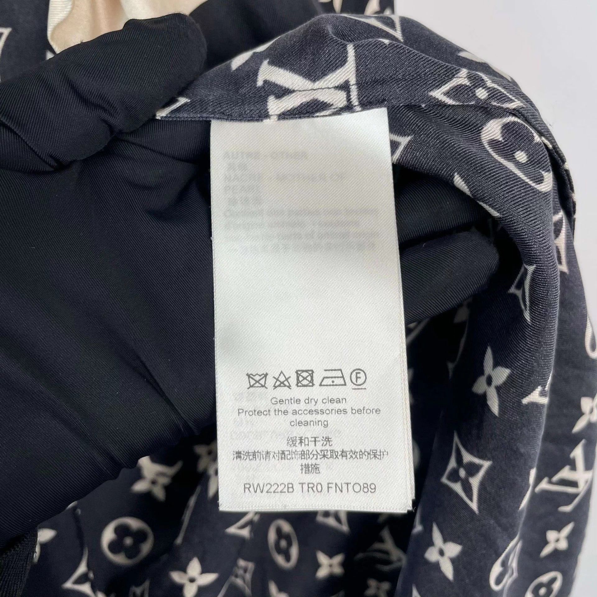 Louis Vuitton LV silk all over logo color blocked shirt 34 Size XS / US 0-2 / IT 36-38 - 5 Thumbnail