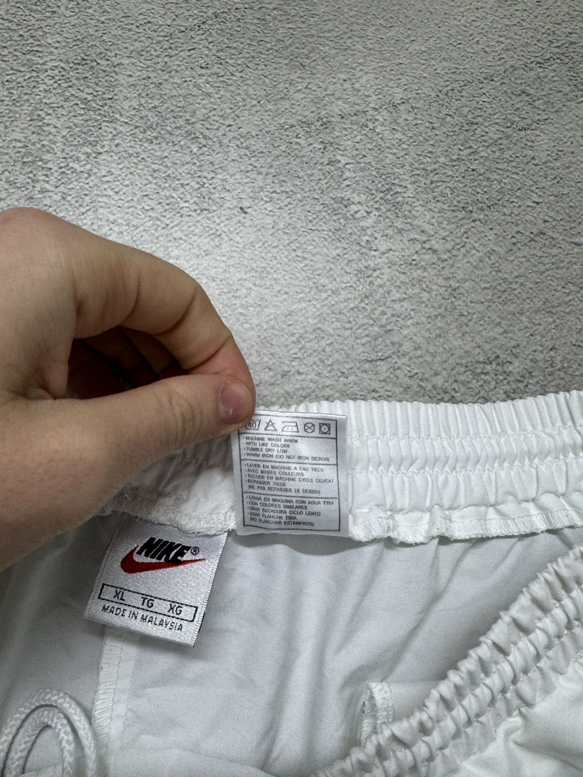 Nike Vintage Y2k Nike Swoosh Nylon Shorts Size US 36 / EU 52 - 8 Thumbnail