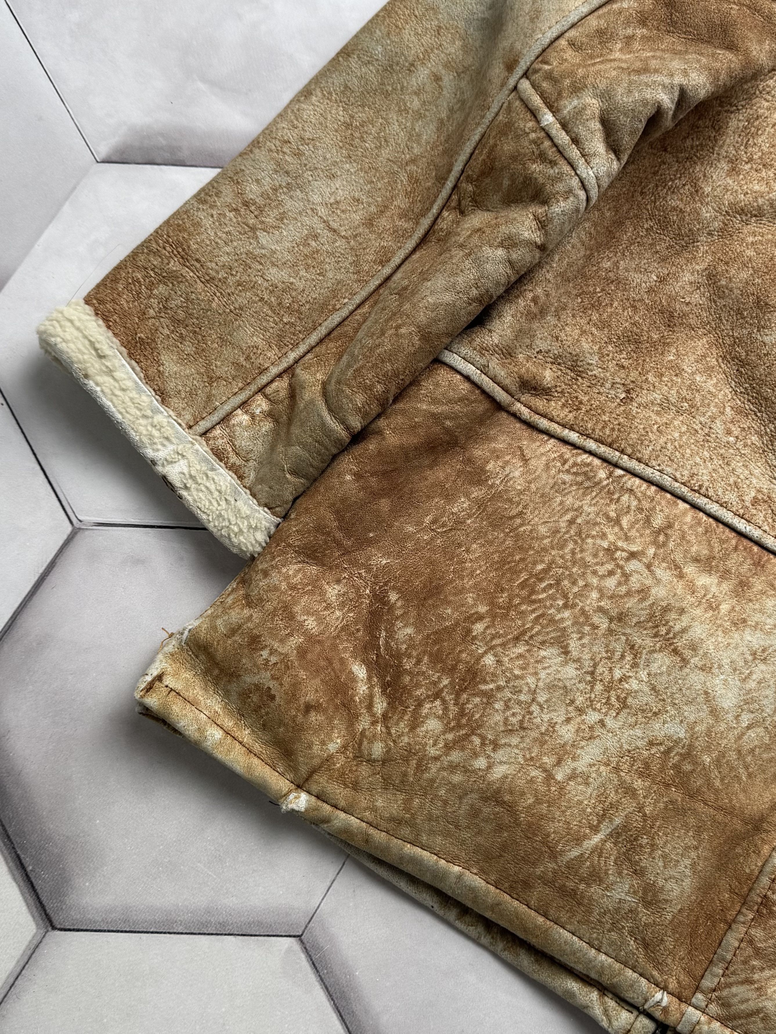 Japanese Brand Vintage Real Sheepskin Faded Jacket (E4) Size US M / EU 48-50 / 2 - 19 Thumbnail