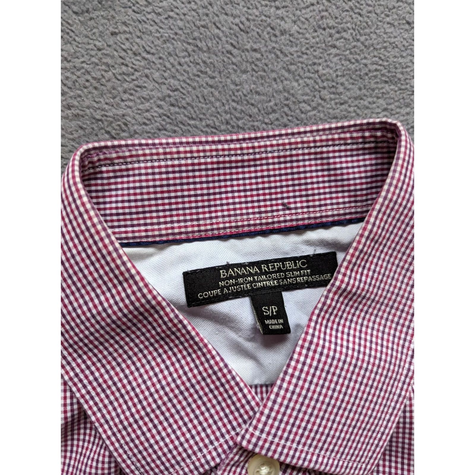 Banana Republic Banana Republic Button-Up Shirt Long Sleeve Mens Size S Red Pink Cotton Button-Up Shirt Mens Small Red Pink Size US S / EU 44-46 / 1 - 2 Thumbnail